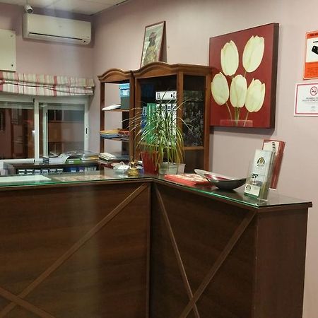 Hotel Leon La Palma Del Condado Ngoại thất bức ảnh