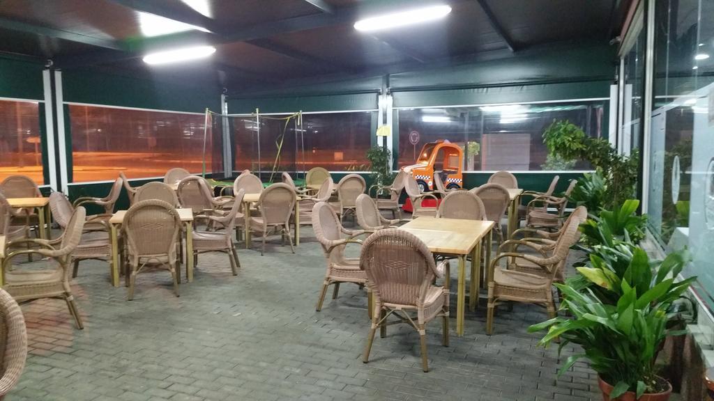 Hotel Leon La Palma Del Condado Ngoại thất bức ảnh