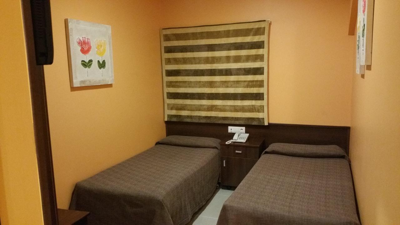 Hotel Leon La Palma Del Condado Ngoại thất bức ảnh